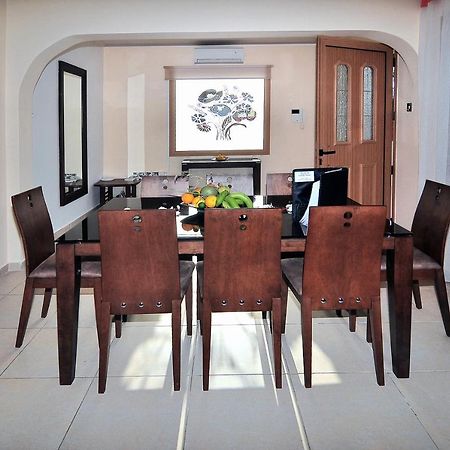Chronas By Prestige Bookings Coral Bay Exterior foto
